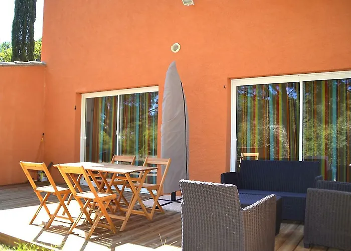 بيت للعطل La Briardiere